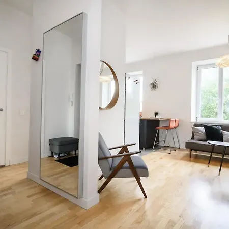 Charming With Great Location By Urban Rent דירה וילנה