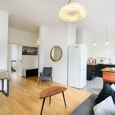 Charming With Great Location By Urban Rent וילנה